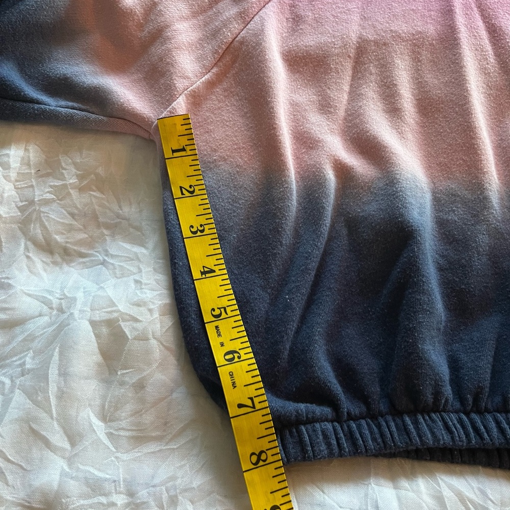 Victoria Sport Crop Pull Over Hoodie - Picture 10 of 10